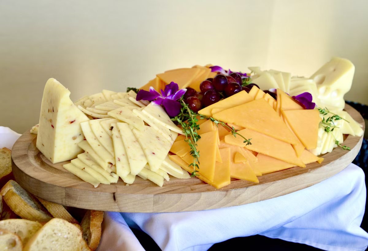Fromage de chèvre français affiné pour un guide des chèvres AOP